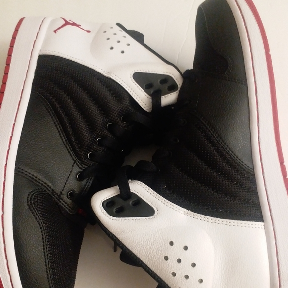 Jordan shoes - Picture 4 of 4